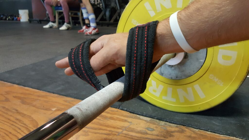 Giants Pro Figure of 8 Lifting Straps Review (2024) BarBend