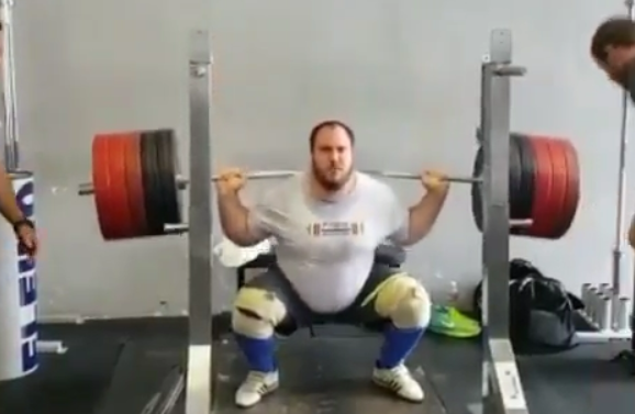 Squat form check- I am not able to progressively overload :  r/StartingStrength