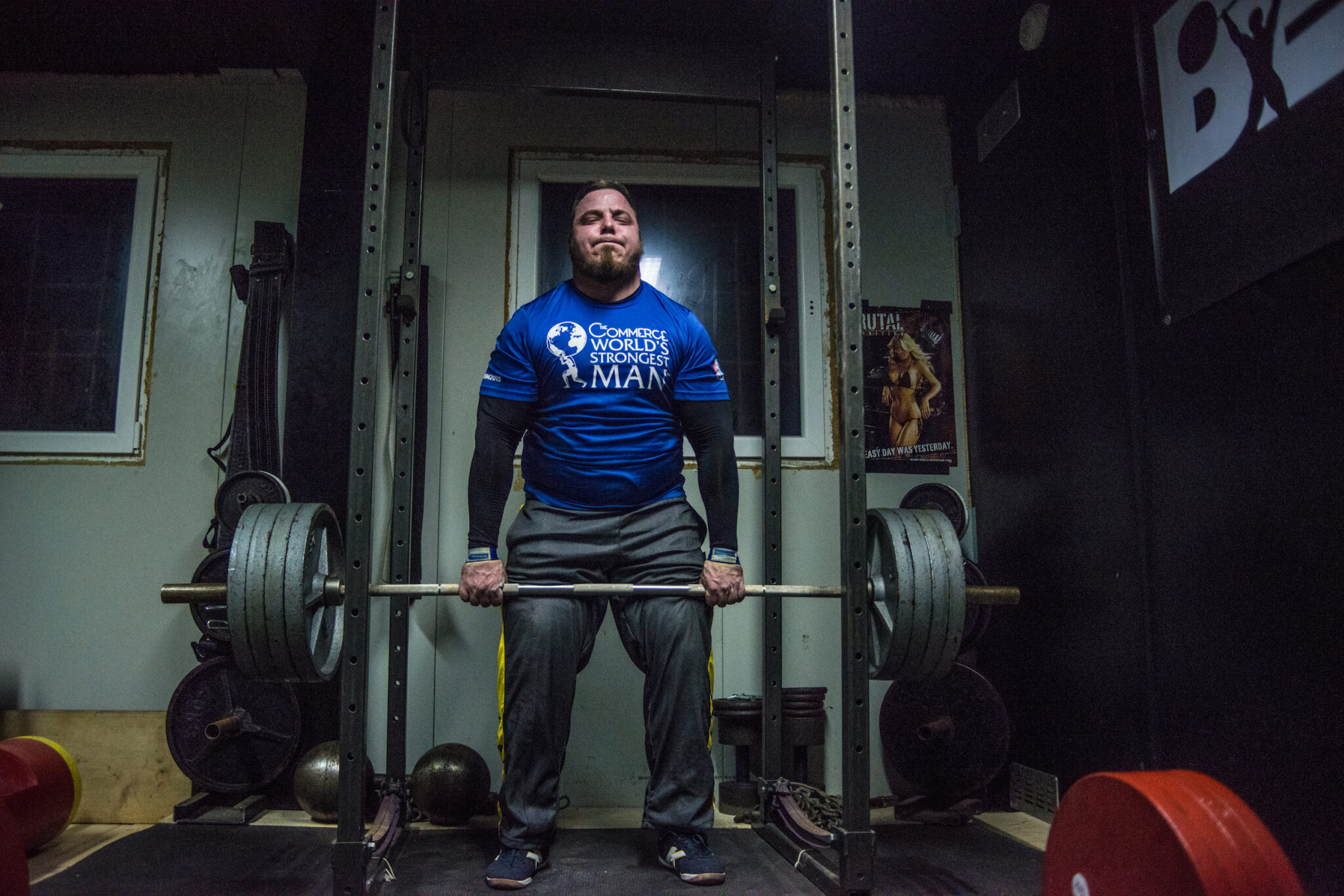 Squat Lift - The World's Strongest Man