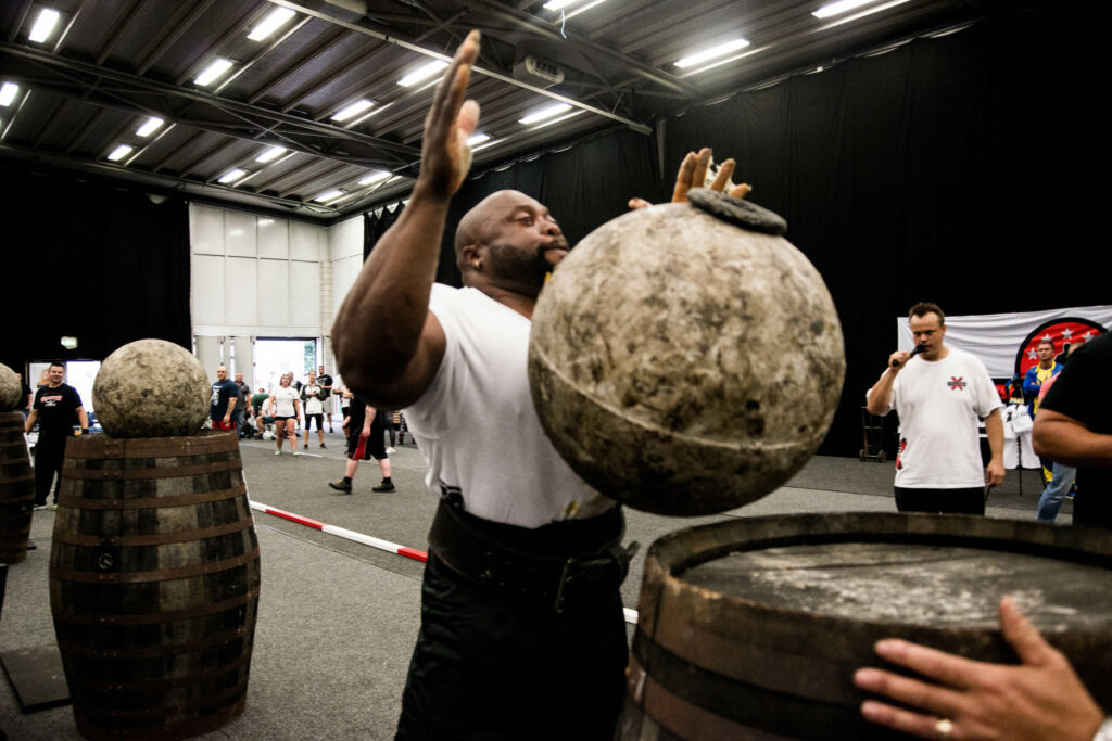 The Kaz press… bill “kaz” kazmaier 3 time worlds strongest man. old sc