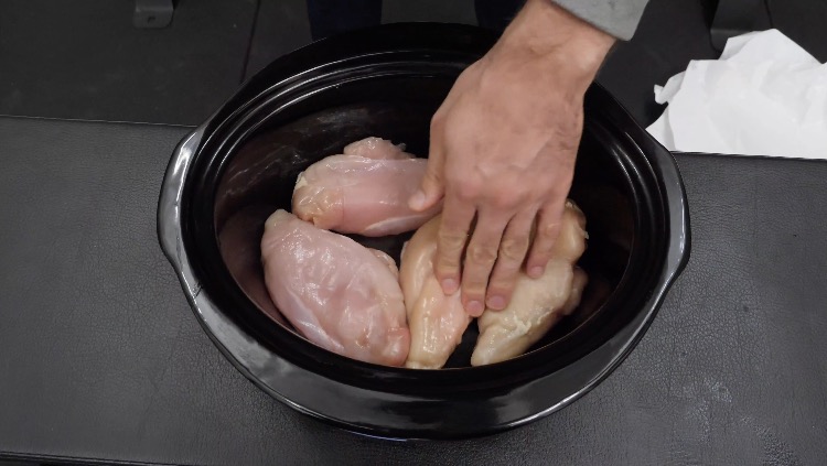 chicken breasts in crockpot