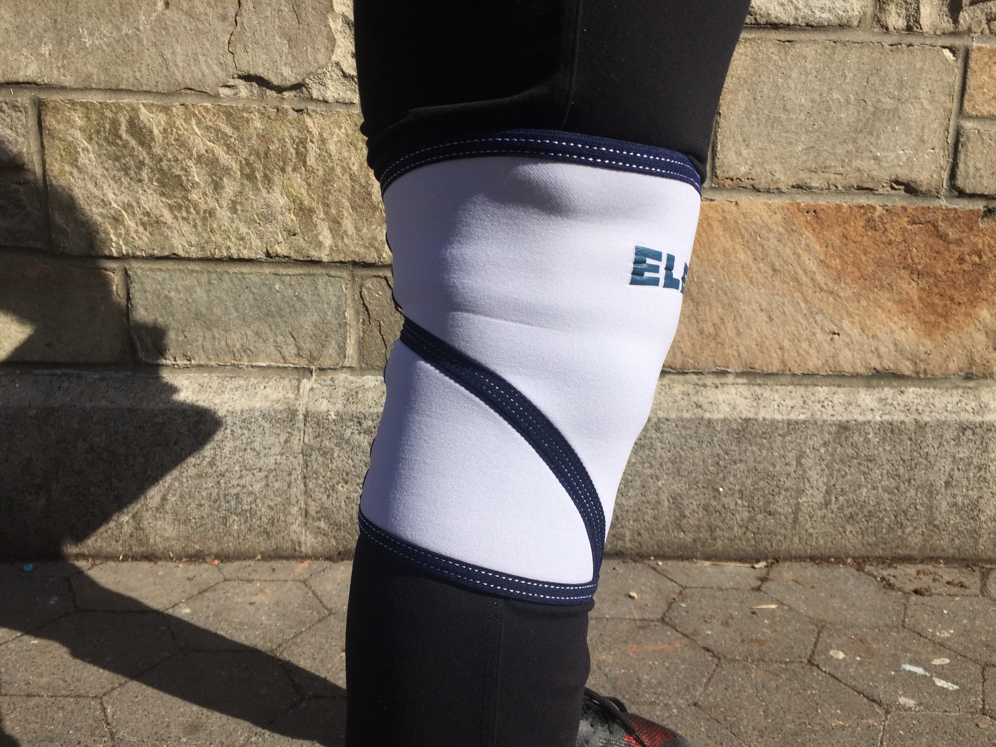 Eleiko 7mm Knee Sleeves, Sports Equipment, Exercise & Fitness