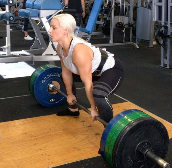 Barbell Sumo Deadlift (female)