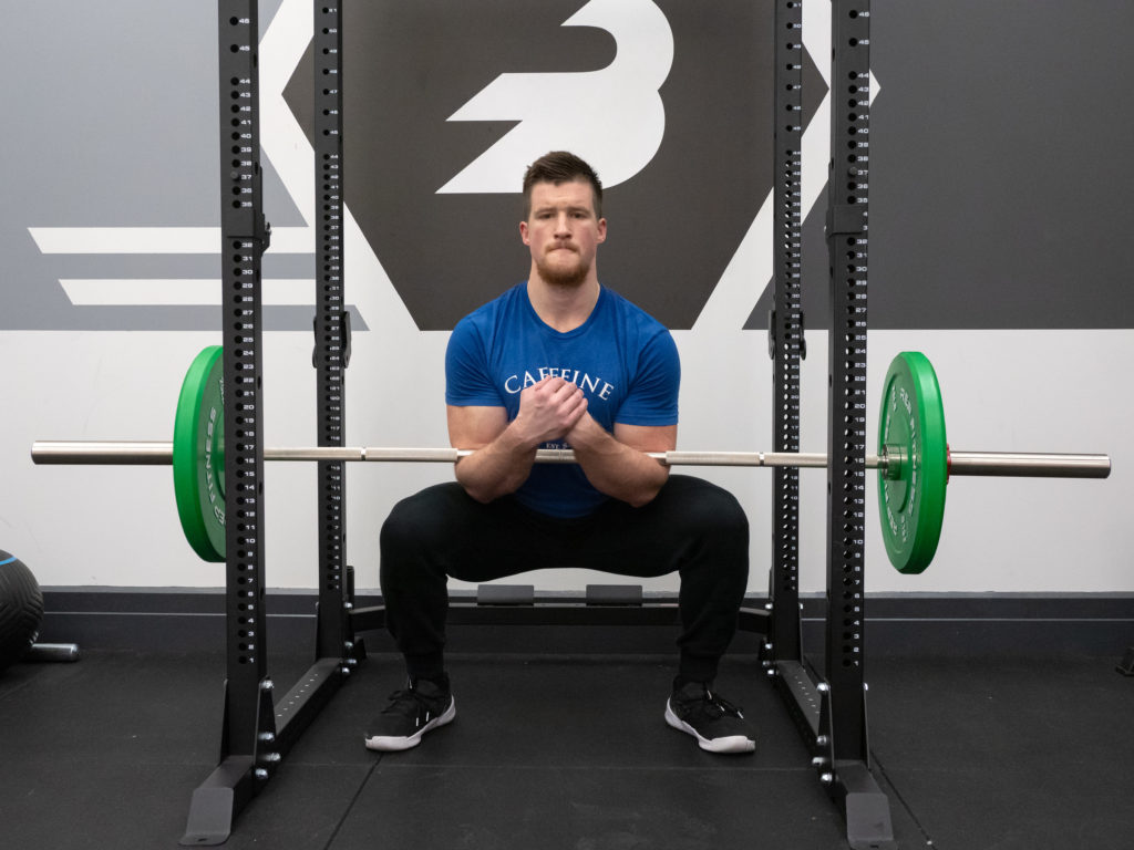 Zercher Squat Exercise Guide-Squat Down 