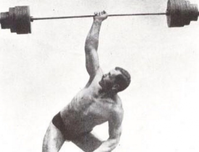 Featured image of post Old Timey Weightlifter Bovendien lijkt het erop dat ze erg lang moeten zijn om dat te kunnen