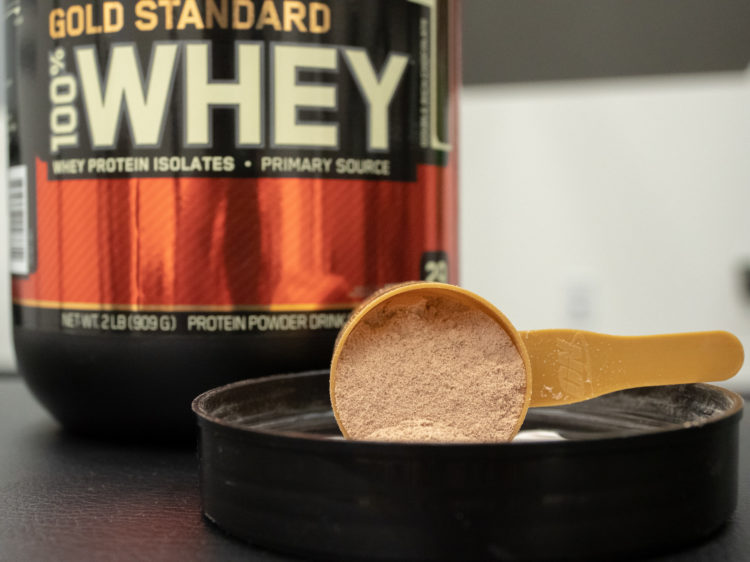 optimum nutrition gold standard scoop