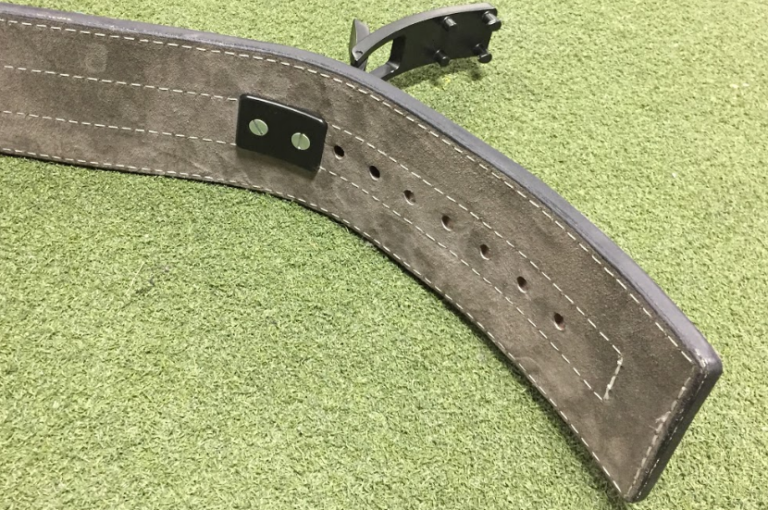 How to Wear and Use a Lever Belt BarBend