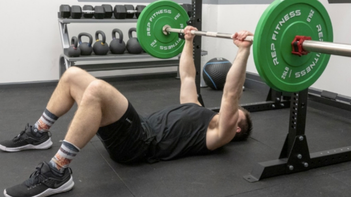 How To Do The Floor Press Benefits Variationore Barbend