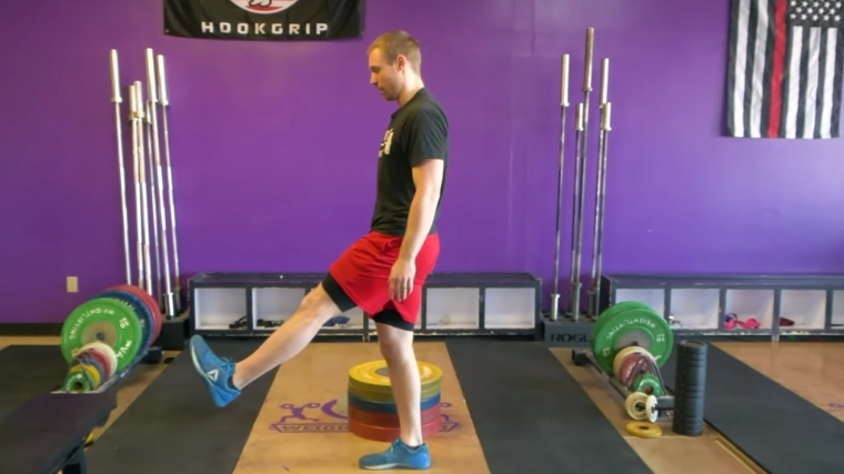 pistol squat overhead