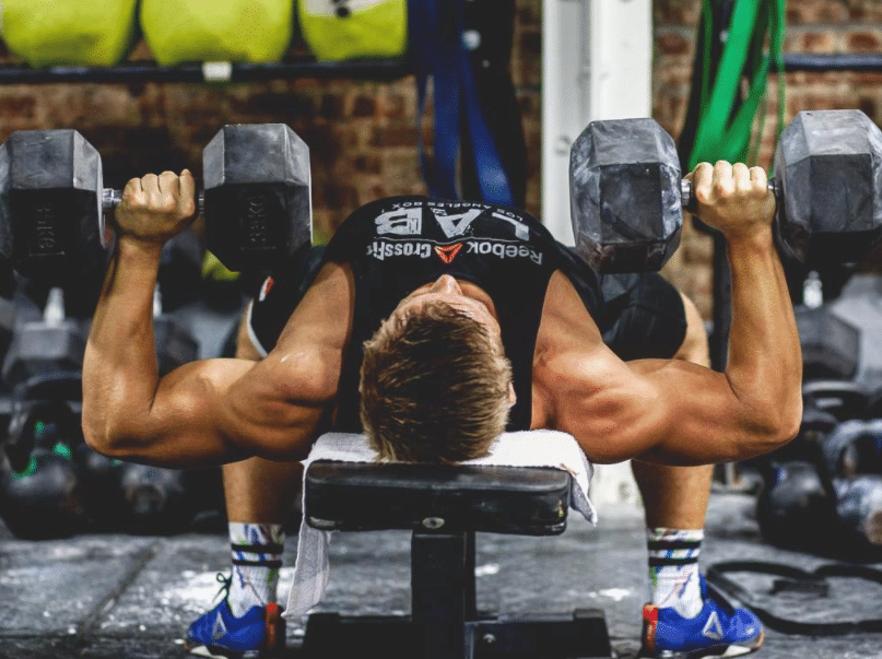 4 Benefits Of Intermittent Fasting For Strength Athletes | BarBend