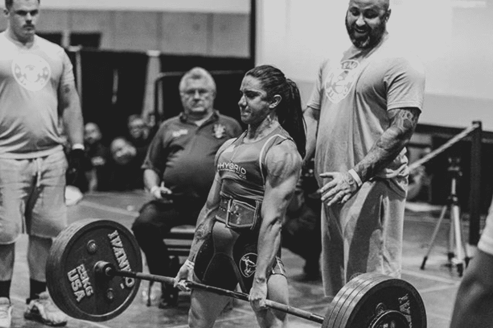 123 lb Powerlifter Stefanie Cohen Deadlifts 545 lbs At the Arnold Sports  Festival!