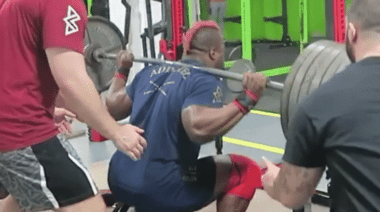 Kevin Oak Squats 275kg For Nine Reps.