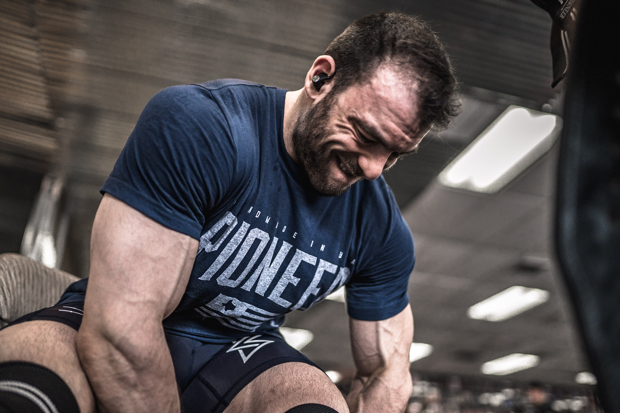 Ask The Super Strong Guy: For Max Gains, Do Low Reps Go First Or Last?