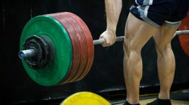 Powerlifting deadlift