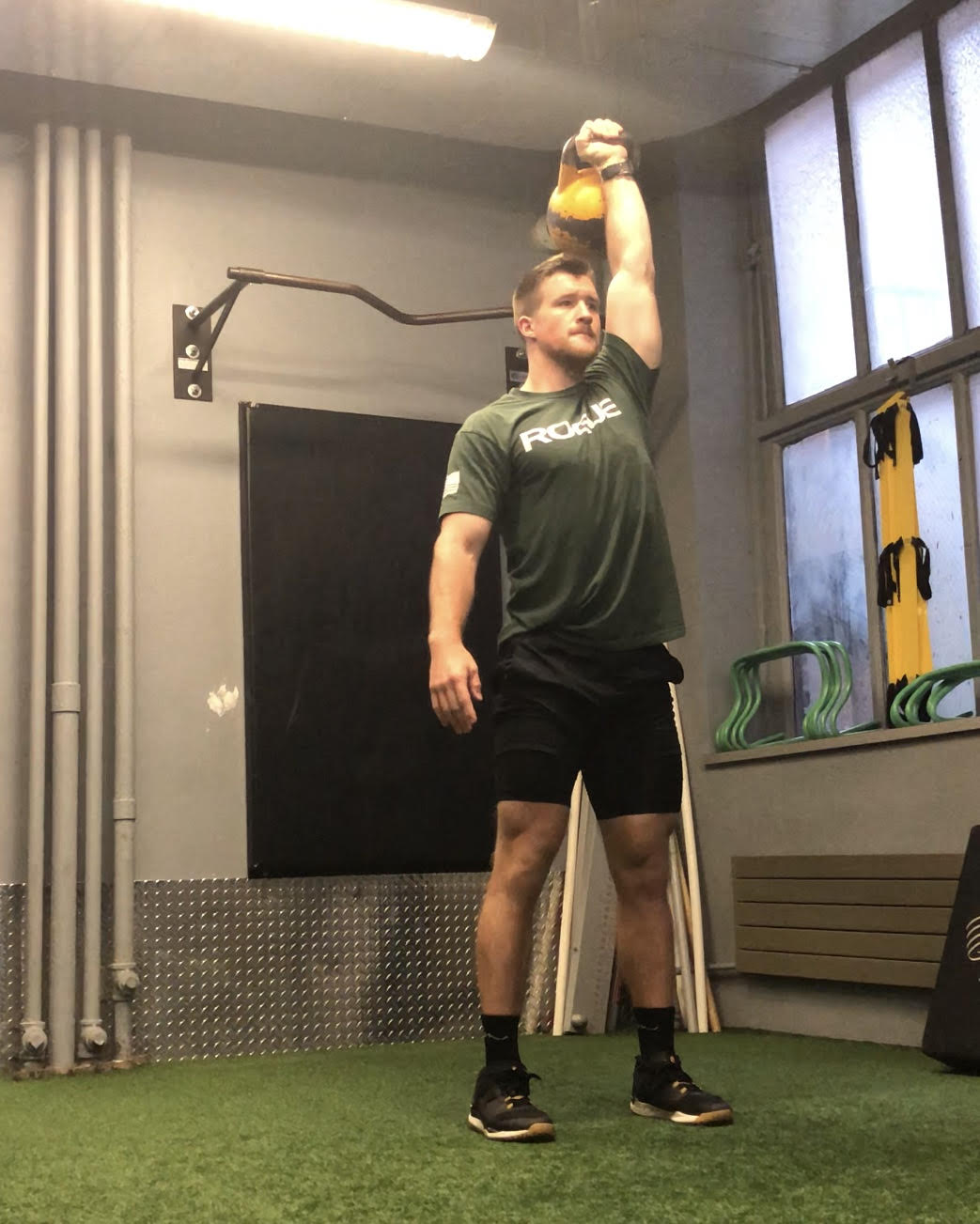 Turkish Get Up Exercise Guide BarBend