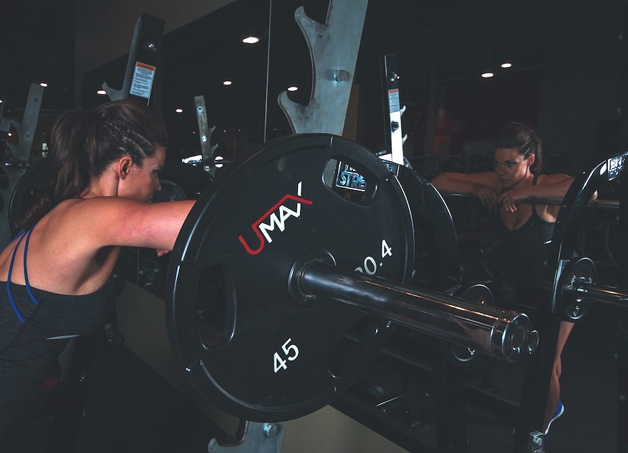 powerlifting girl mirror