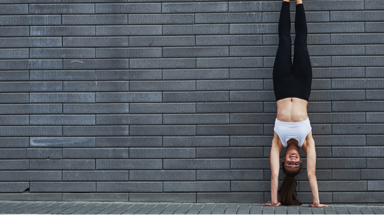 Handstand Push-up with Feet on Box to Target - Height Performance