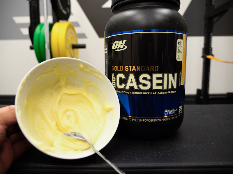 Optimum Nutrition Casein pudding with spoon