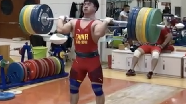 Weightlifter Tian Tao Cleans 230kg