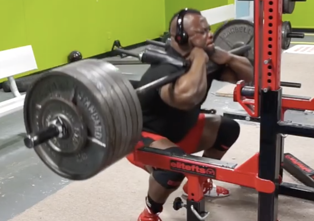 Powerlifter Kevin Oak Front Squats A Huge 317kg On A Safety Squat Bar Barbend