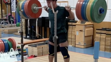 Toshiki Yamamoto Squats 300kg for Three