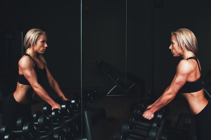 lean woman lifting free