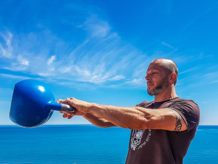 kettlebell swing