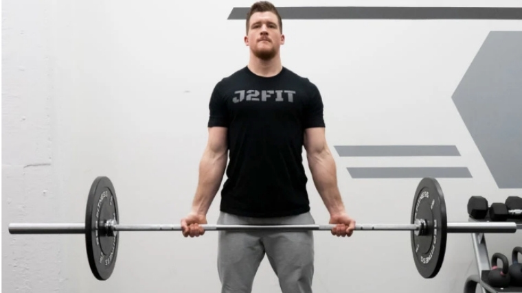 barbell curl stand straight