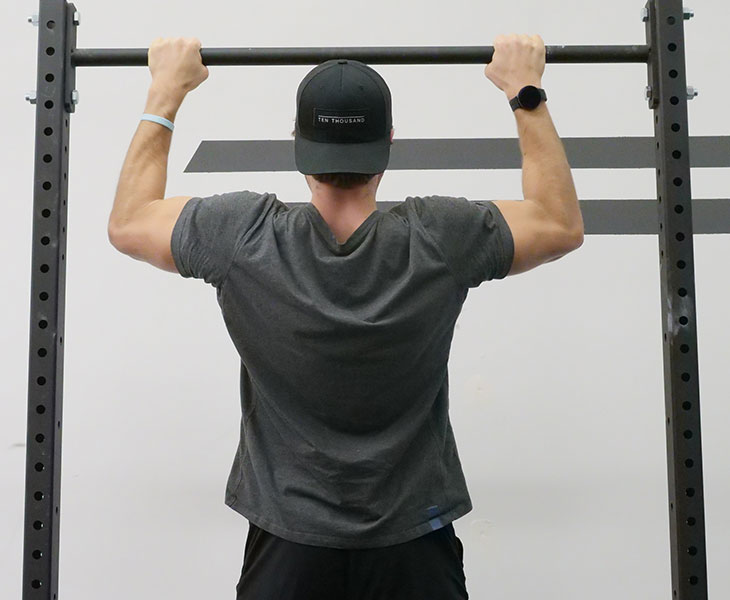 The Ultimate Beginner Pull-Up Guide (4-Weeks to Your First Rep!)