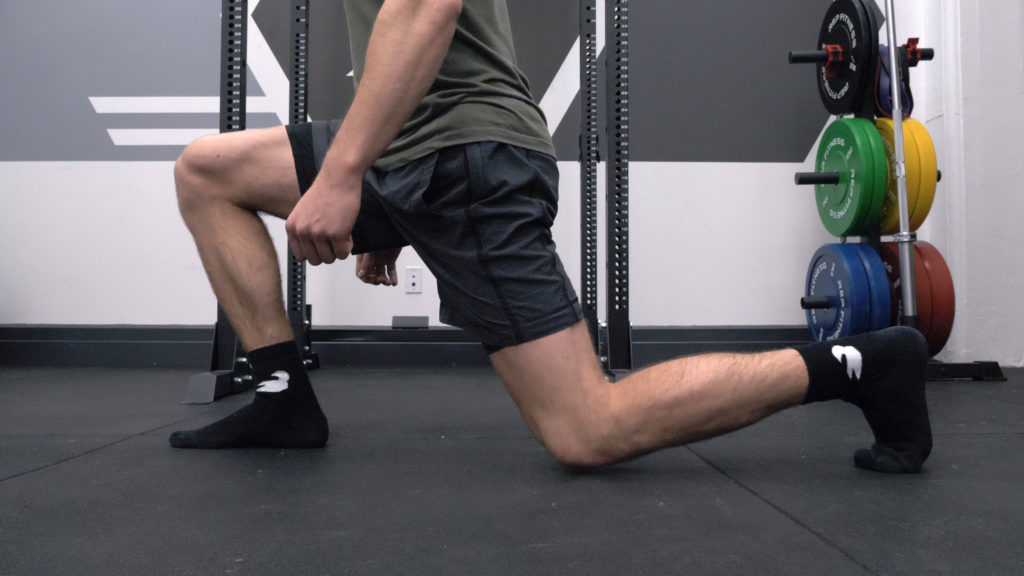 Lunge Vs. Split Squat — What's the Main Difference? - BarBend