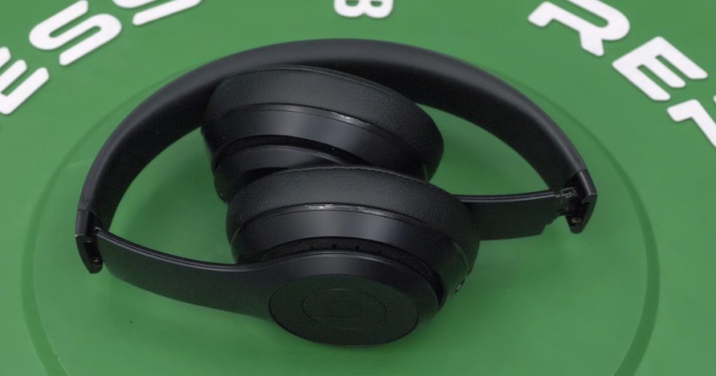 beats solo 3 gym review