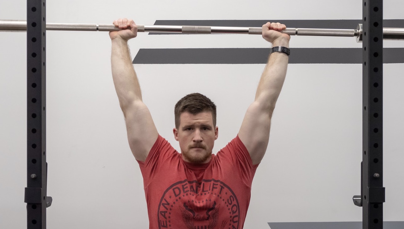 3 Common Overhead Press Mistakes and How to Fix Them | BarBend