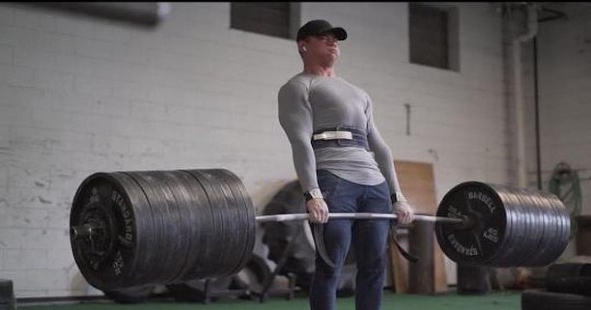 Watch 19 Year Old Powerlifter Shane Nutt Deadlift 700lbs BarBend