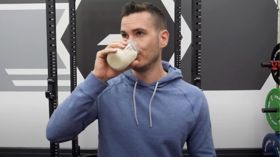 Nick English trying optimum nutrition white chocolate flavor