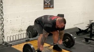 Eddie Hall Trains for Grace