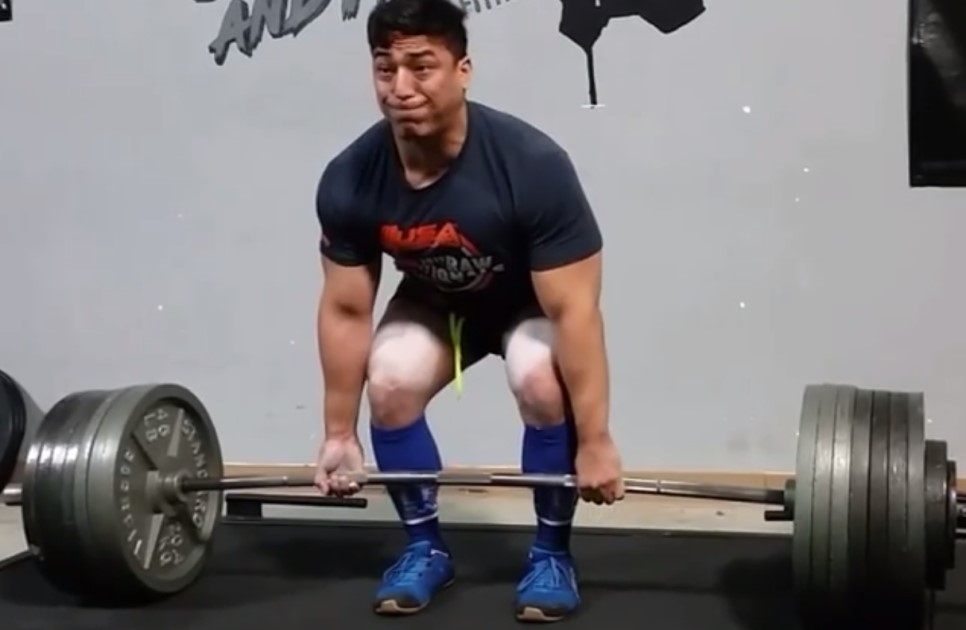 View Jonathan Cayco's Unique Setup, 333.5kg/735lb Deadlift BarBend