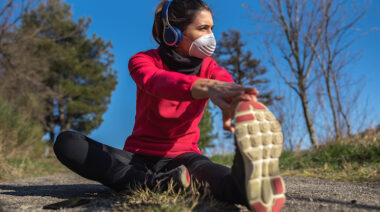 woman jogging coronavirus mask