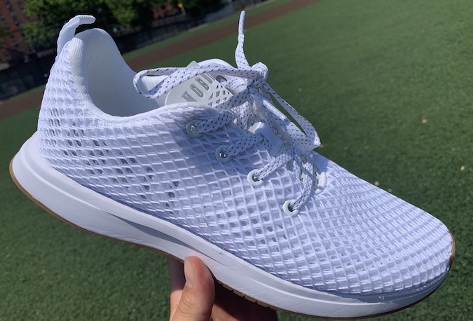 mesh runners