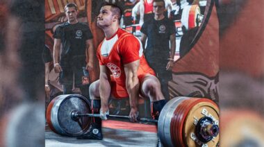 Yury Belkin Deadlifting