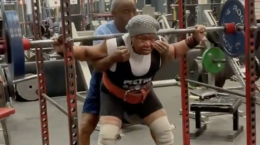 Nora Langdon 350-pound back squat