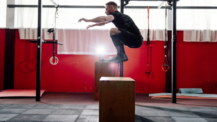 Man doing box jump