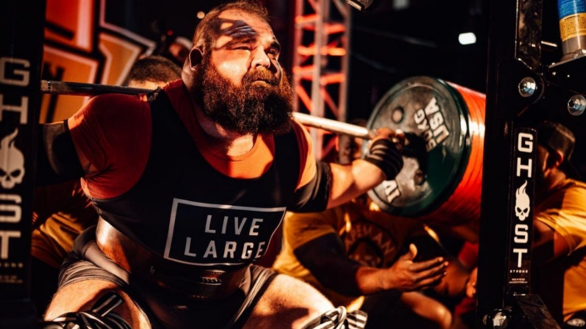 Powerlifter Dan Bell Takes AllTime Raw W/ Wraps Squat Record with 505