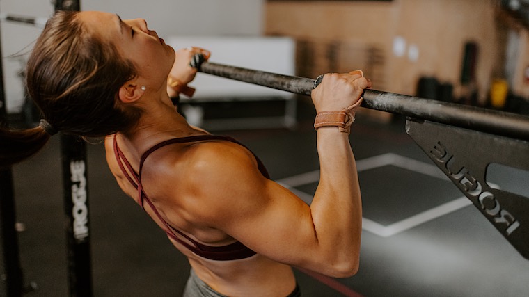 Steph Chung pull-ups