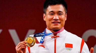 2020 Tokyo Olympic Games Weightlifter Lu Xiaojun