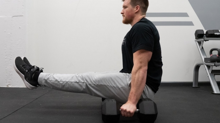 Parallette L-Sit Abs Progression Gives Your Core a Challenge