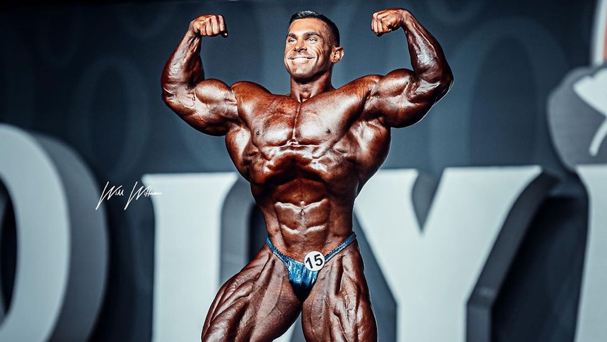 Derek Lunsford Wins the 2021 212 Olympia Title BarBend