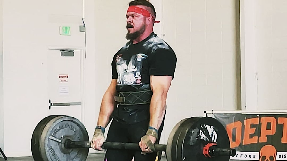 Watch Strongman Martins Licis and Rapper Action Bronson Smash Eccentric  Deadlifts