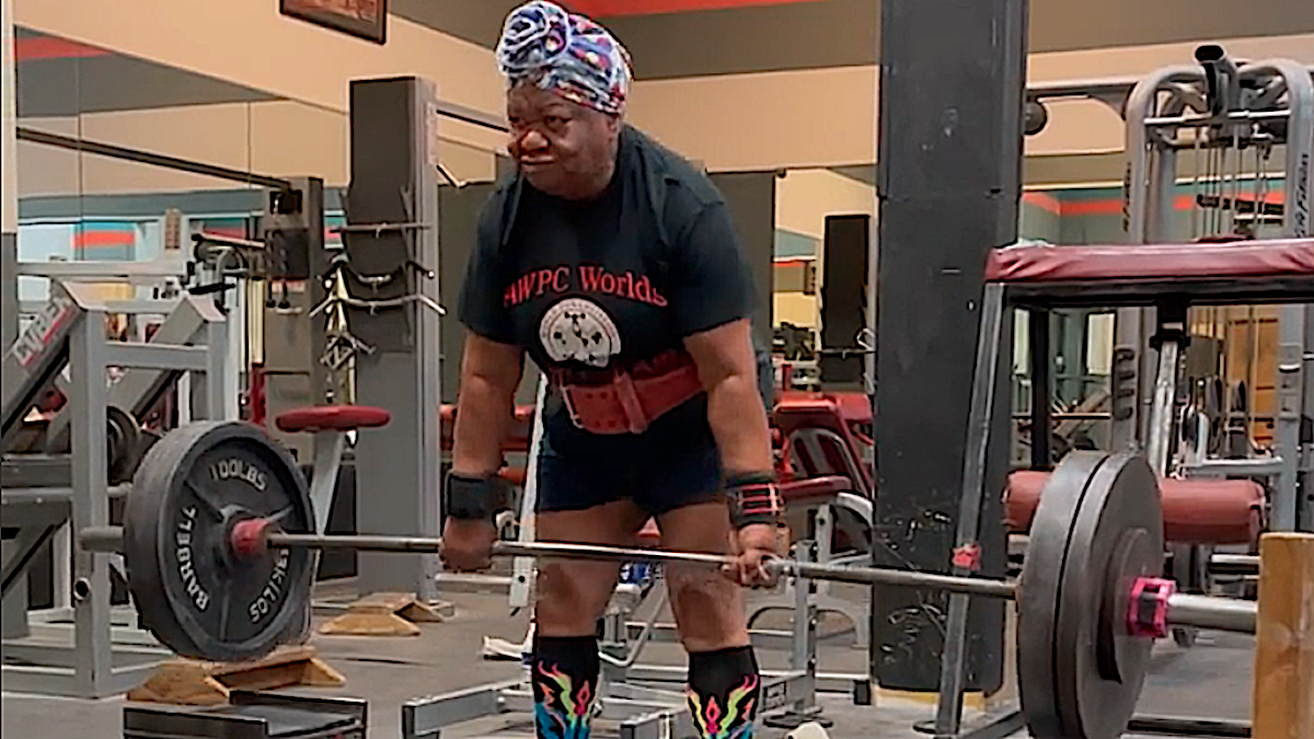 78 Year Old Nora Langdon Is A World Champion Powerlifter Who Deadlifts