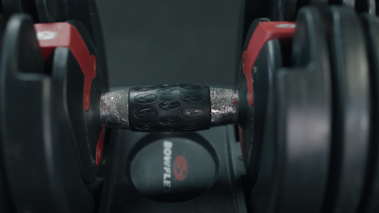 Getting ripped with BowFlex's 'smart dumbbells