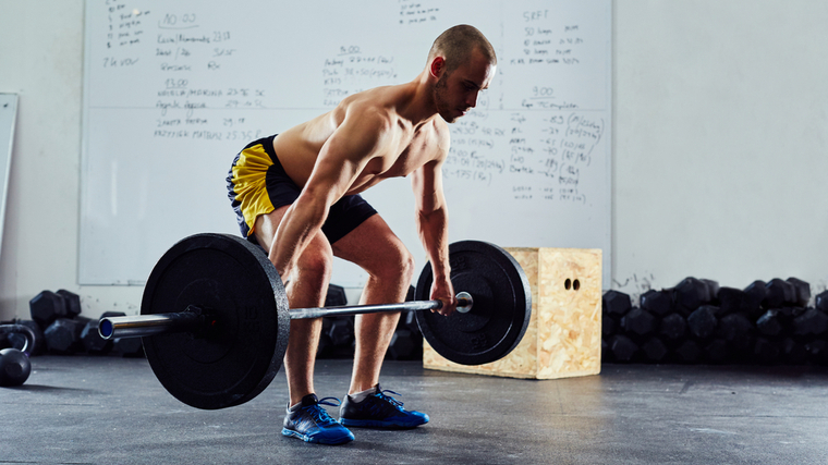 Man doing snatch lift off